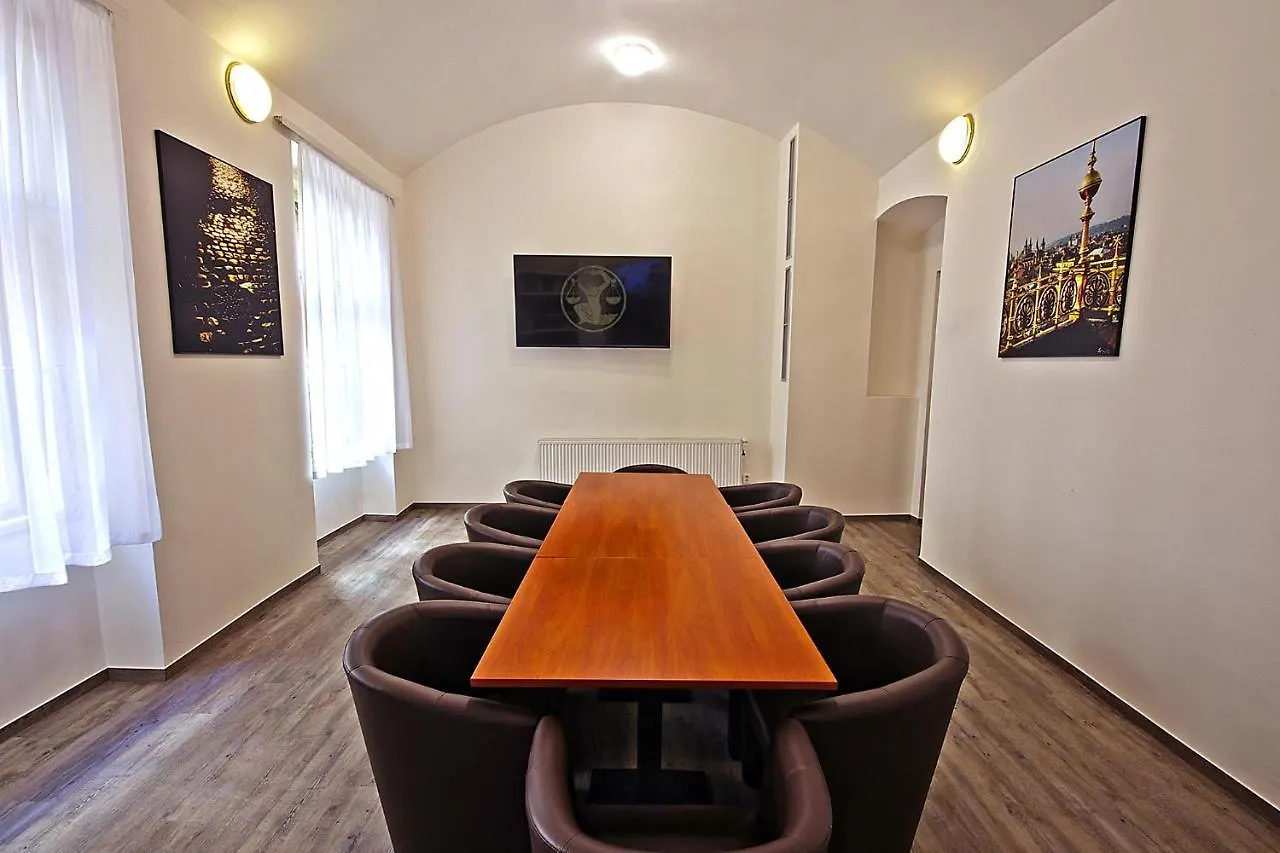 Hotel Zlata Vaha Прага