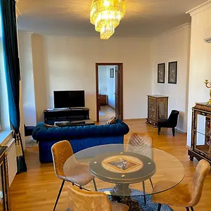 https://karlsbadprestige.marianskelaznehotels.net