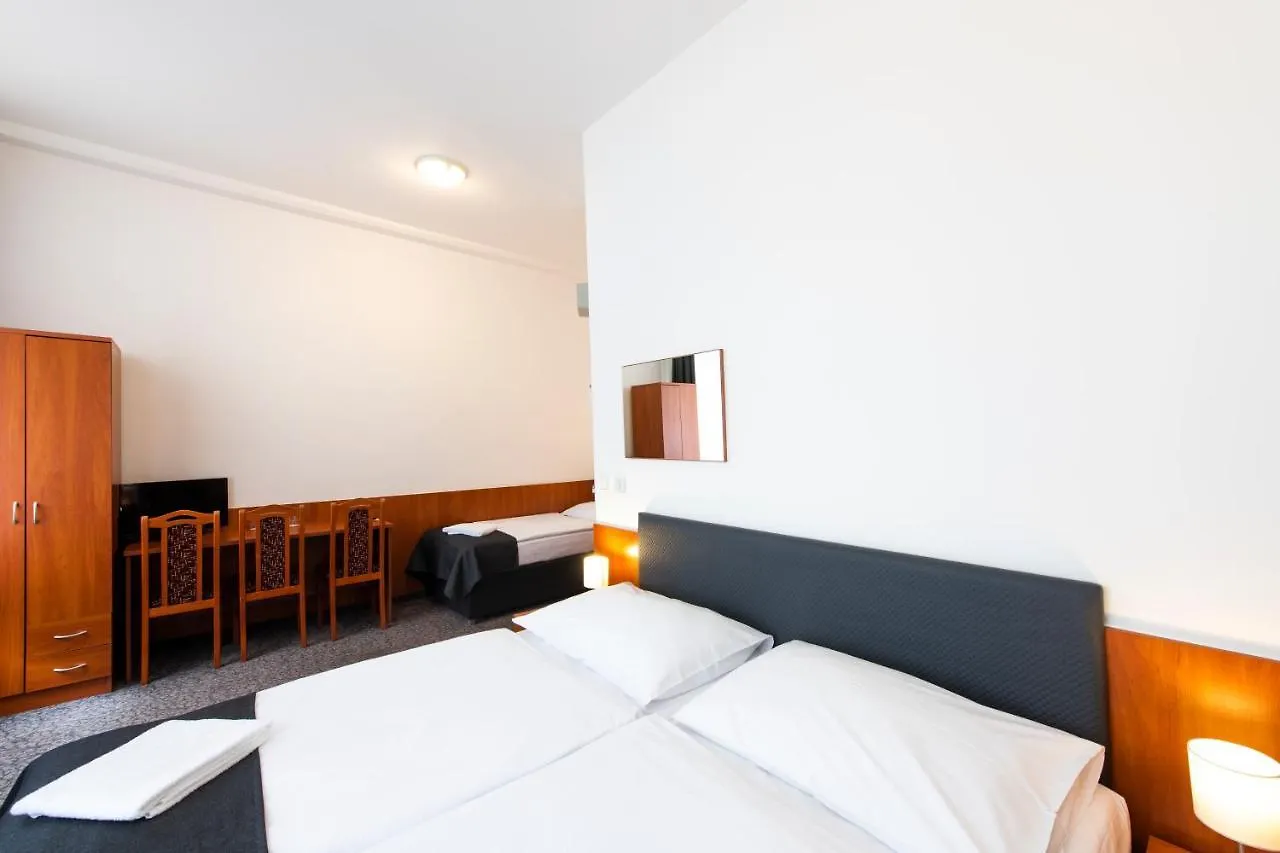 Hotel Zlata Vaha Прага